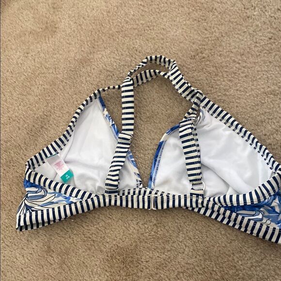 Blue and White Leaf Print Bikini Top - Picture 2 of 3